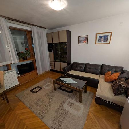 Stan Uzice Apartment Exterior photo